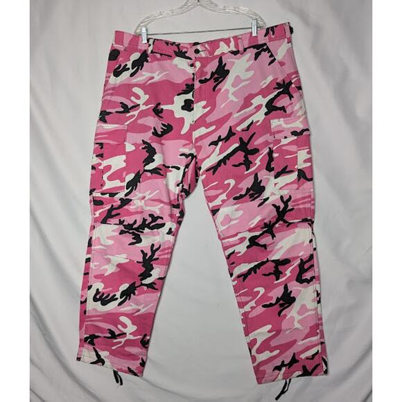 ROTHCO Women's  Paratrooper Pink/Black Camo Fatigues Size XXL - Picture 1 of 12